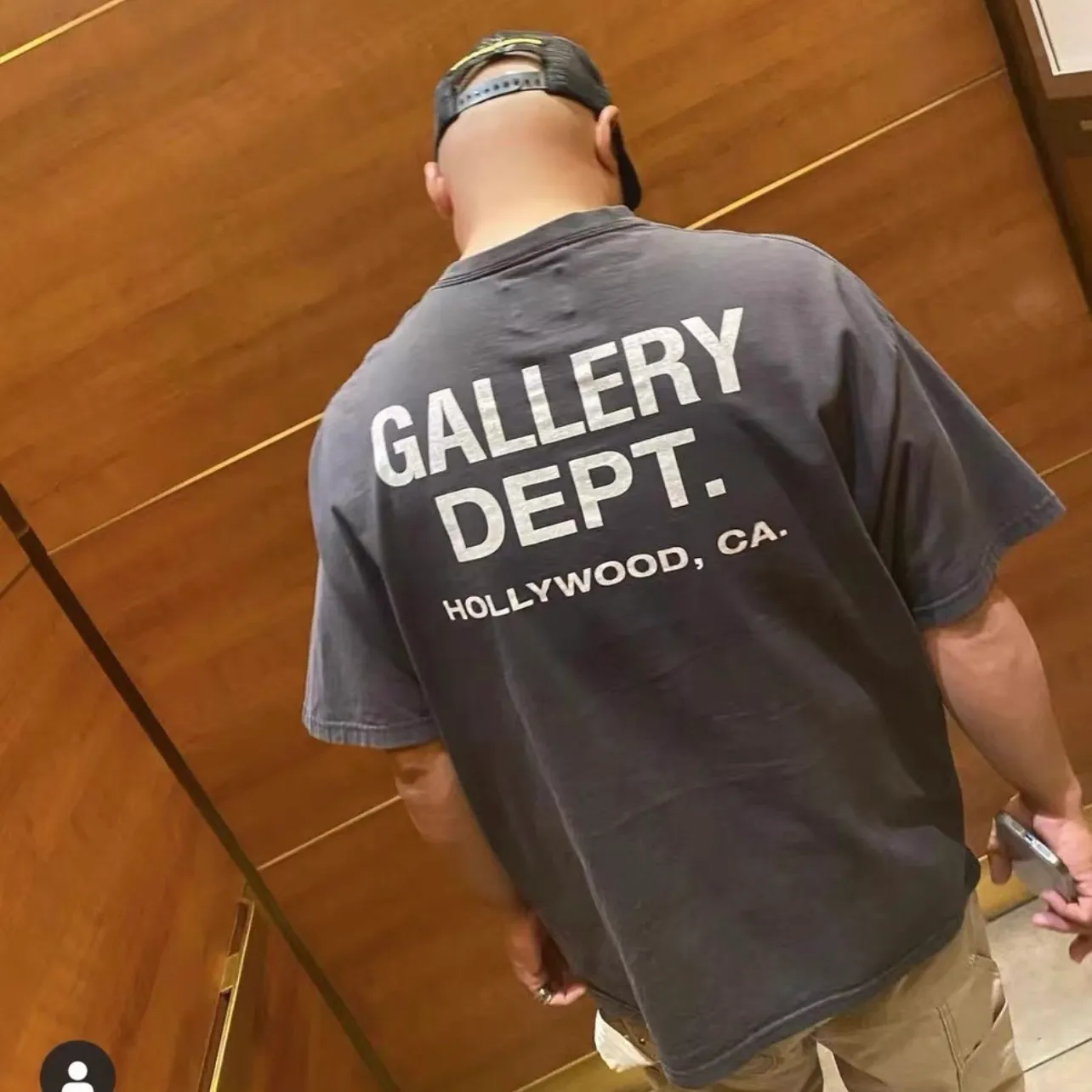 GALLERY DEPT. SOUVENIR TEE Black English LOGO short sleeves Hollywood limited edition Washed black S-XL Classic basic style washed and aged Cylindrical seamless linen and cotton fabric Loose fit